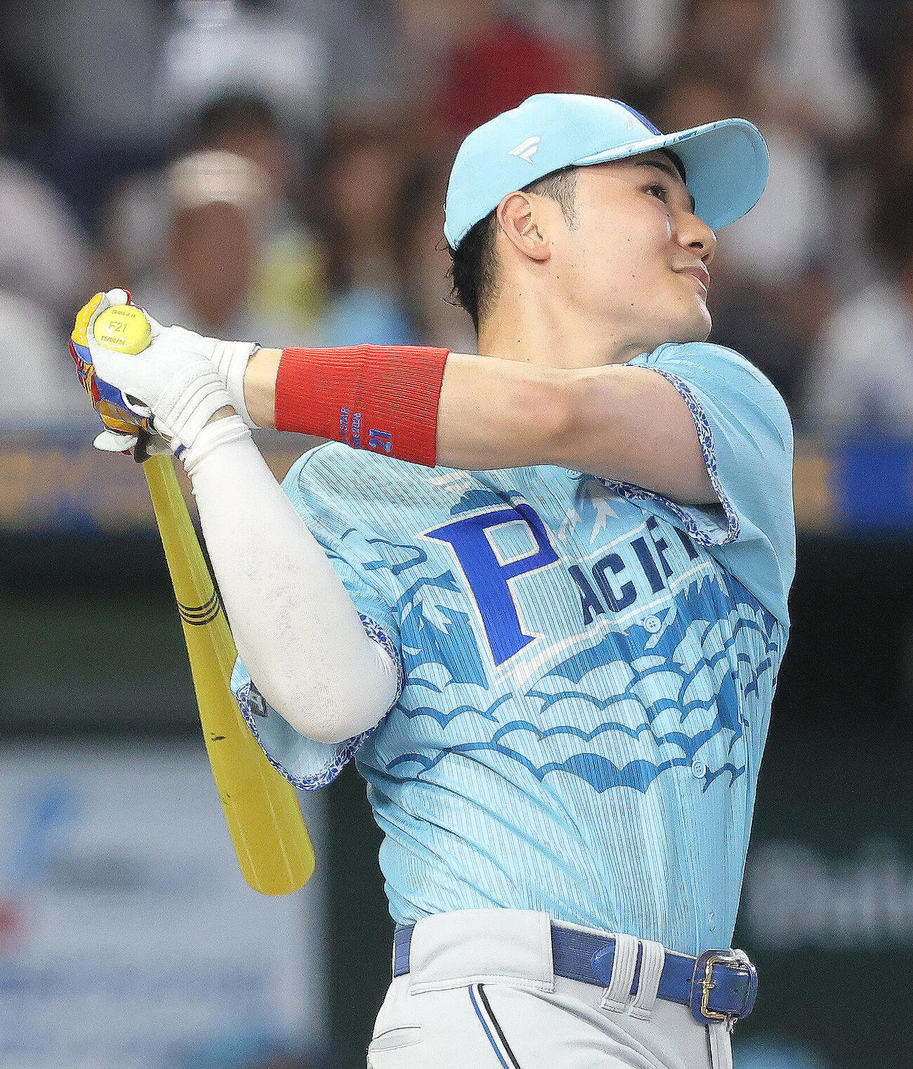 全セ対全パ　試合前、ホームランダービーで球場を盛り上げる日本ハム清宮幸太郎