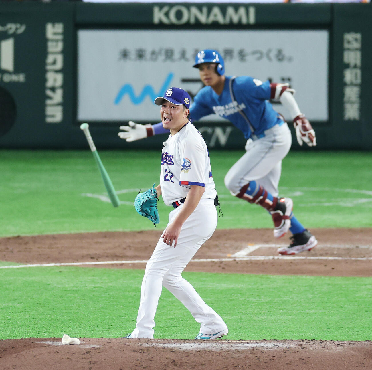 全セ対全パ　5回表全パ無死二塁、万波中正に適時打を浴びる大野雄大（撮影・宮地輝）