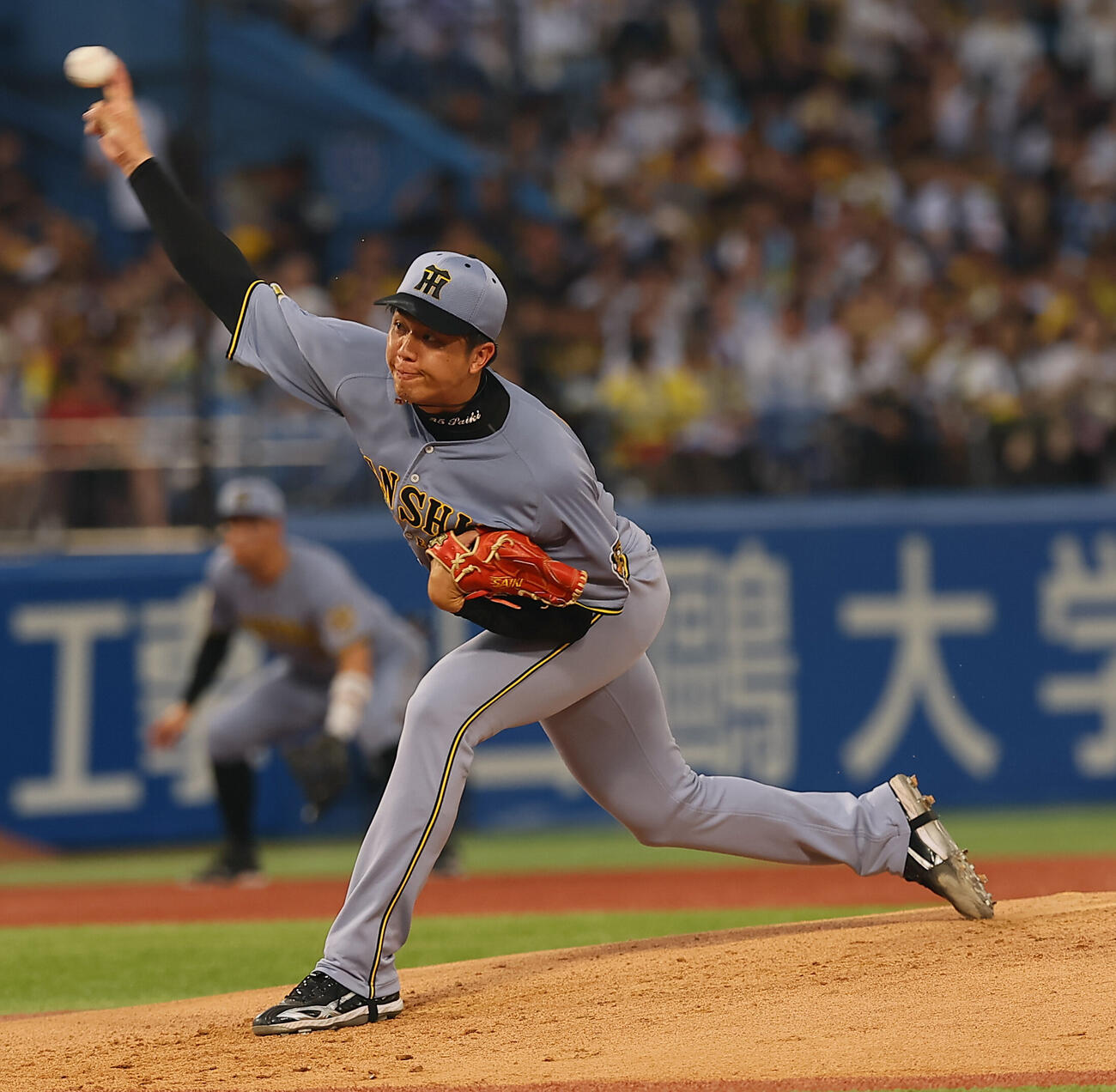 ヤクルト対阪神　力投する阪神先発の才木浩人（撮影・水谷安孝）
