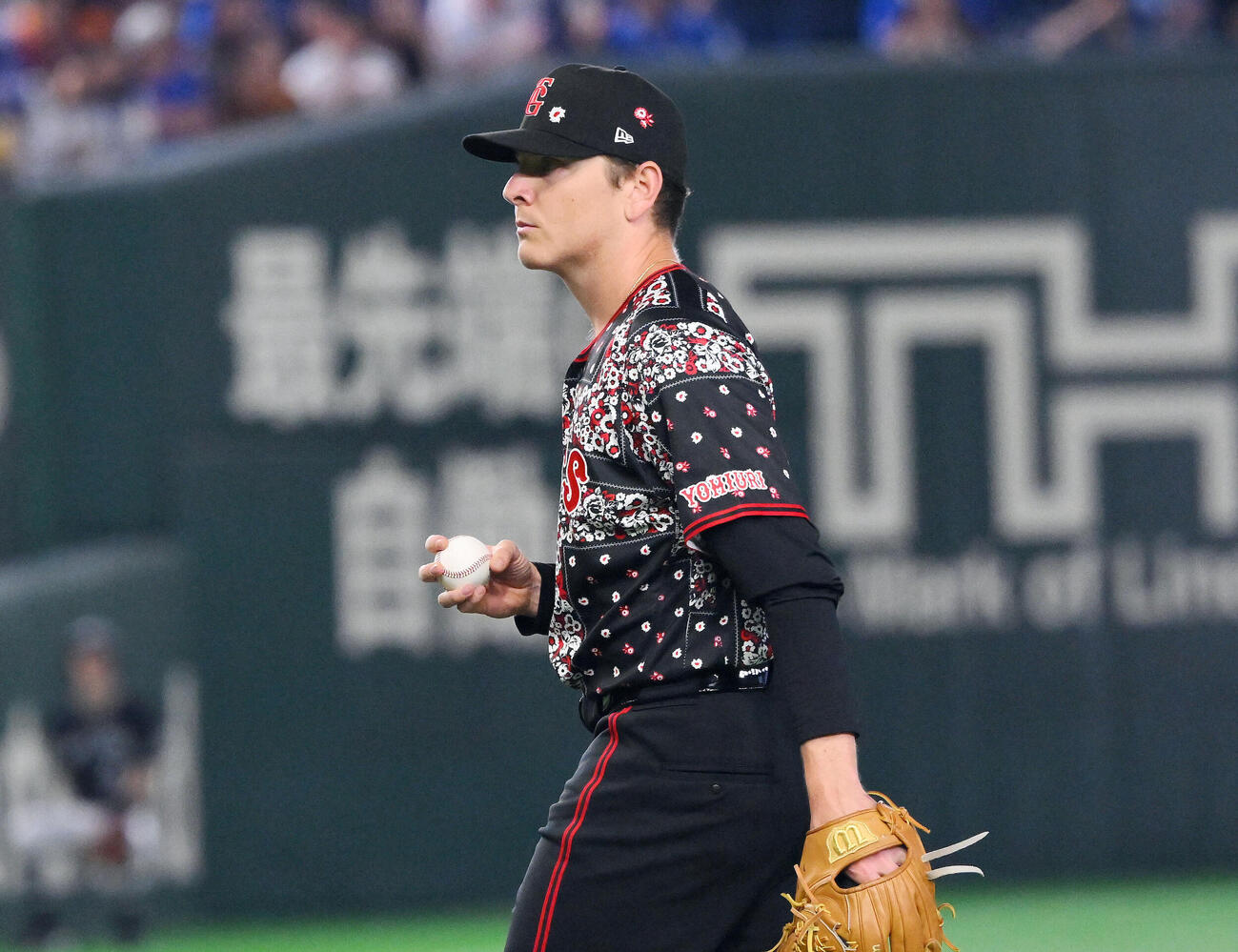 巨人対DeNA 6回表DeNA1死、林琢真に左前打を許したスペンサー・ハワード（撮影・滝沢徹郎）