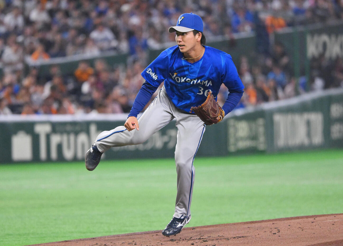 巨人対DeNA DeNA先発の篠木健太郎（撮影・滝沢徹郎）