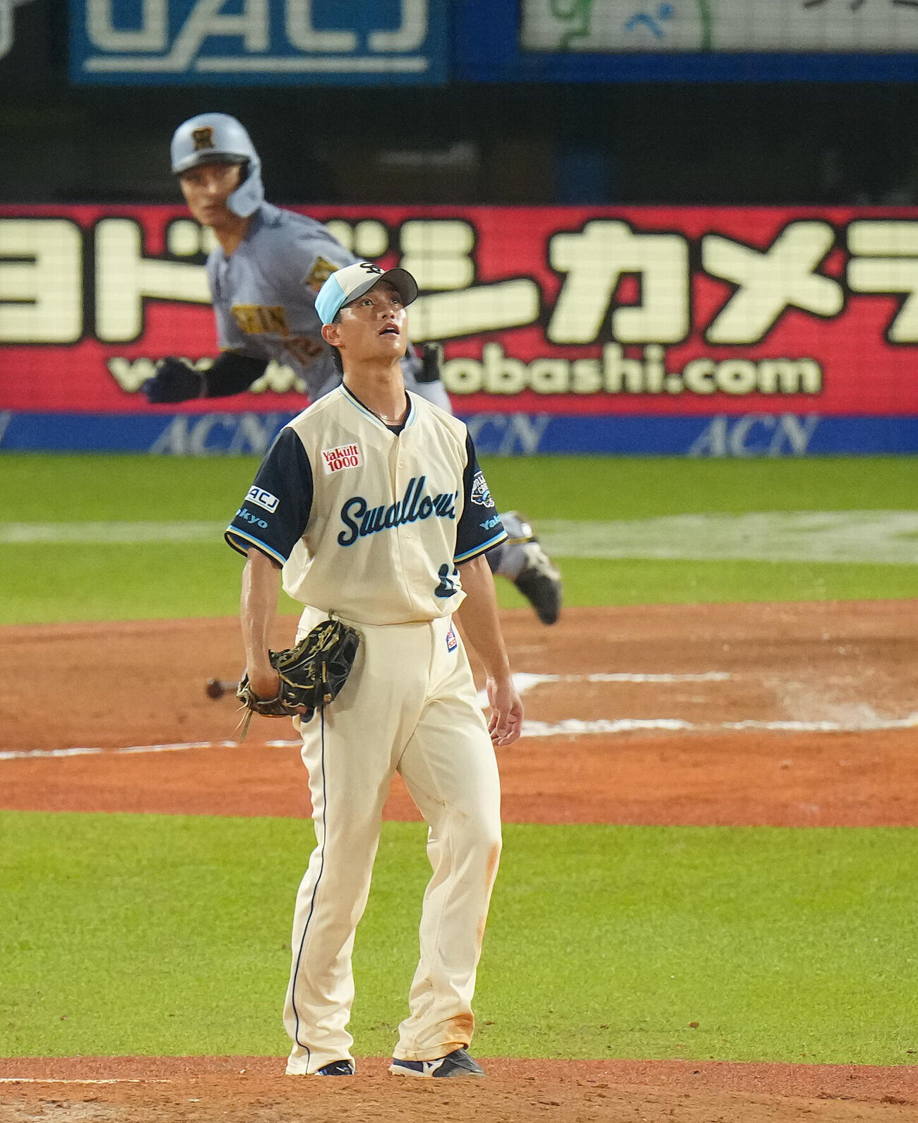ヤクルト対阪神　6回表阪神1死一、三塁、坂本誠志郎に3点本塁打を浴びる高橋奎二（撮影・鈴木みどり）