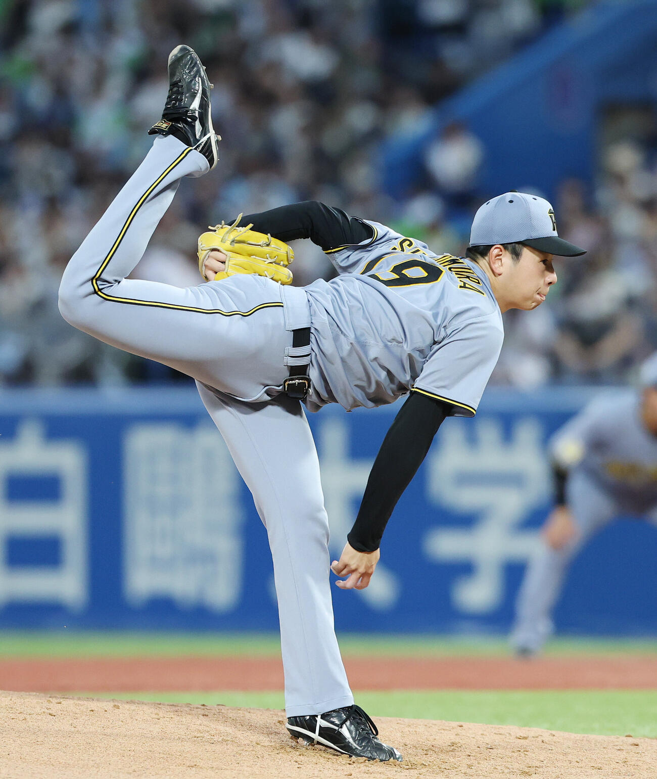 ヤクルト対阪神　阪神先発の下村海翔（撮影・宮地輝）