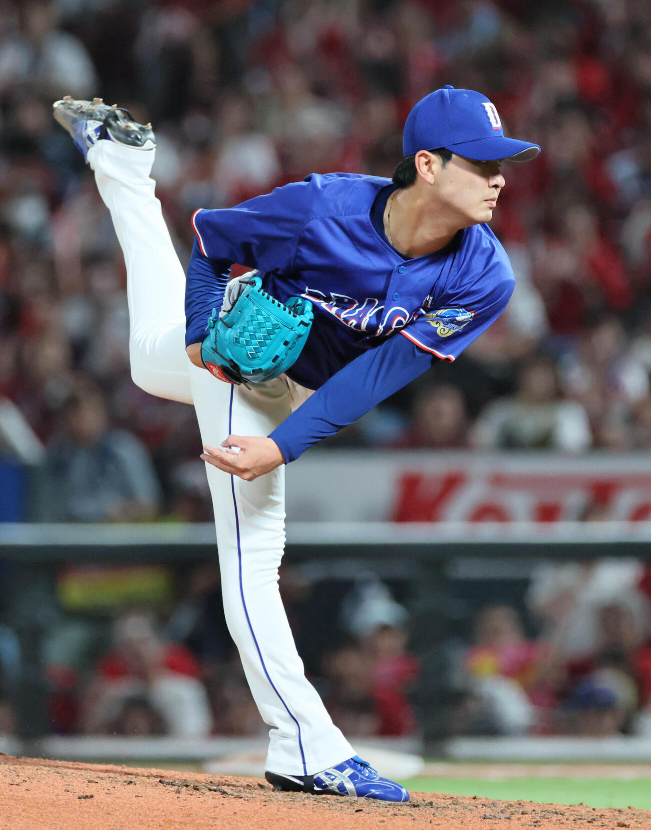 広島対中日　8回裏広島、中日3番手の吉田聖弥（撮影・加藤孝規）