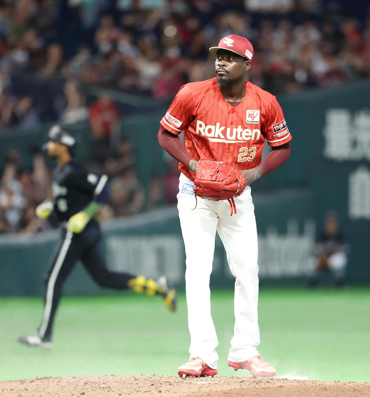 オリックス対楽天　7回裏オリックス1死一塁、宗佑磨に2点本塁打を浴びるマルテ（撮影・宮地輝）