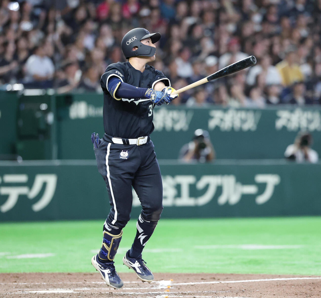 オリックス対楽天　9回裏オリックス1死一、二塁、サヨナラ本塁打を放つ来田涼斗（撮影・宮地輝）