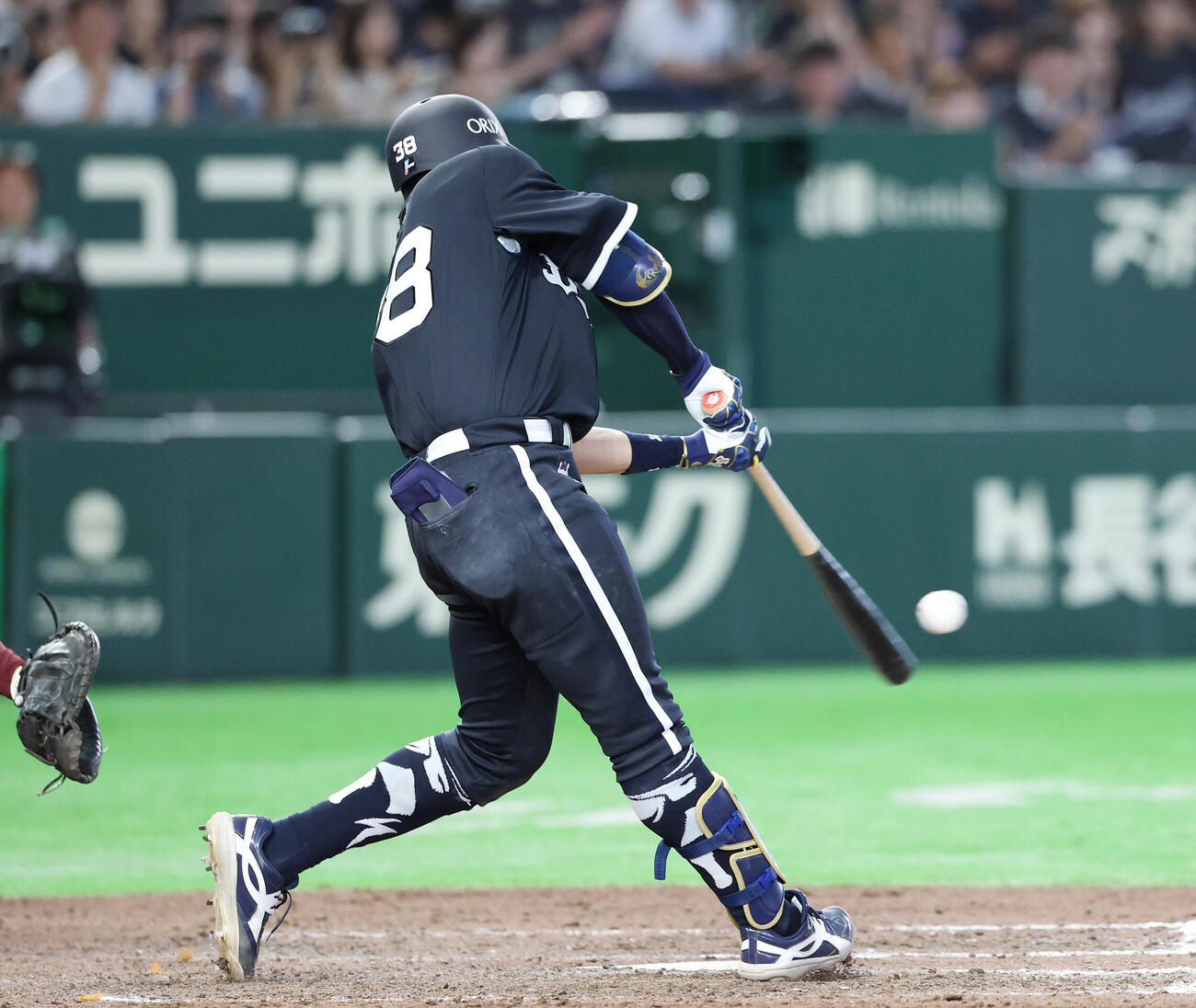 オリックス対楽天　9回裏オリックス1死一、二塁、サヨナラ本塁打を放つ来田涼斗（撮影・宮地輝）