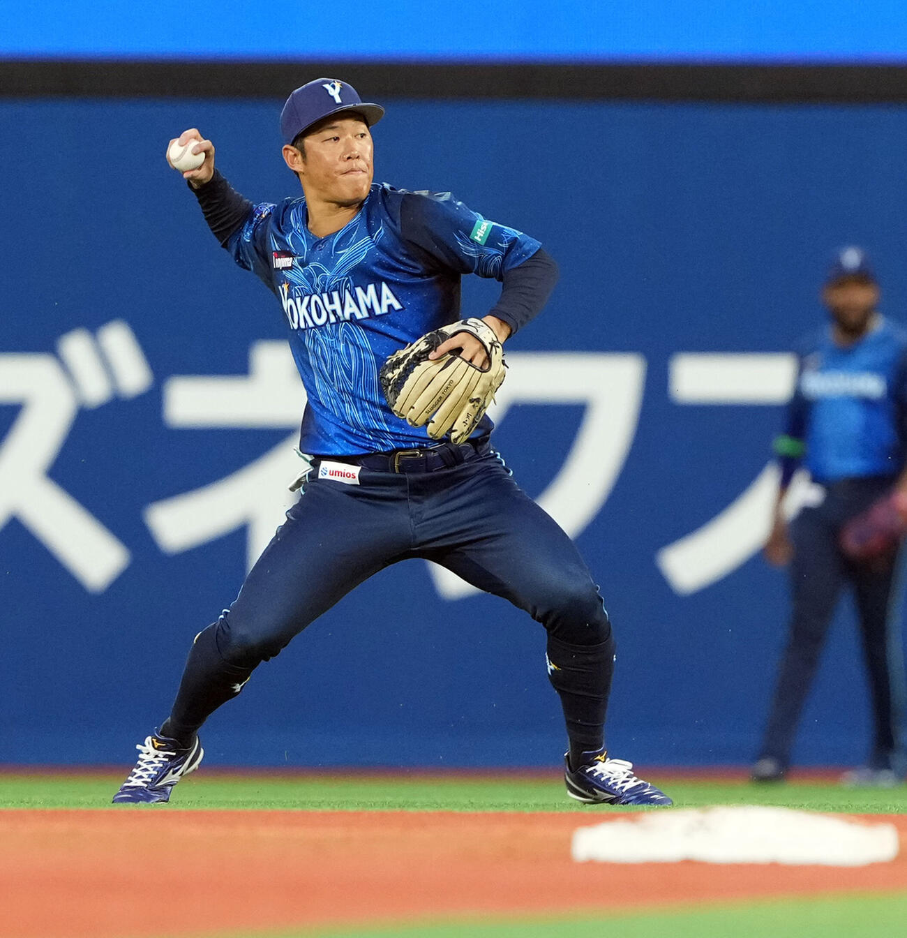 DeNA対阪神　4回表、好プレーを見せたDeNA遊撃手京田陽太（撮影・たえ見朱実）