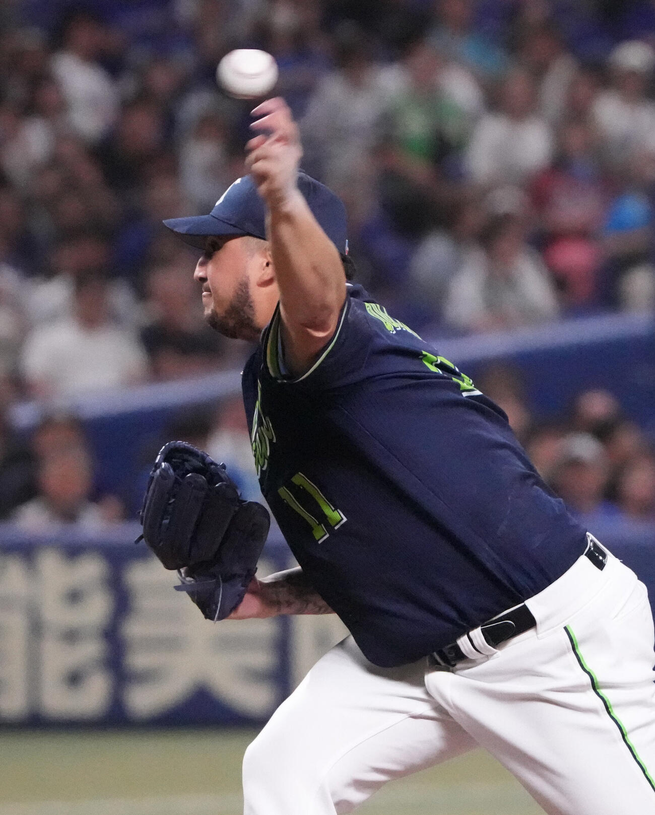 中日対ヤクルト　9回裏、ヤクルト4番手で登板するホセ・キハダ（撮影・森本幸一）