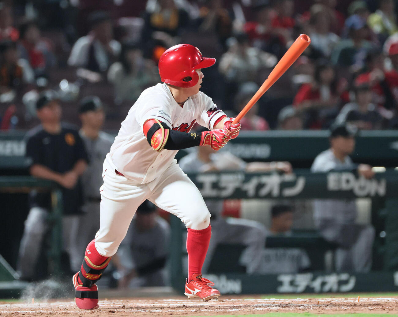 広島対巨人　9回裏広島無死、大盛穂は中前打を放つ（撮影・加藤孝規）