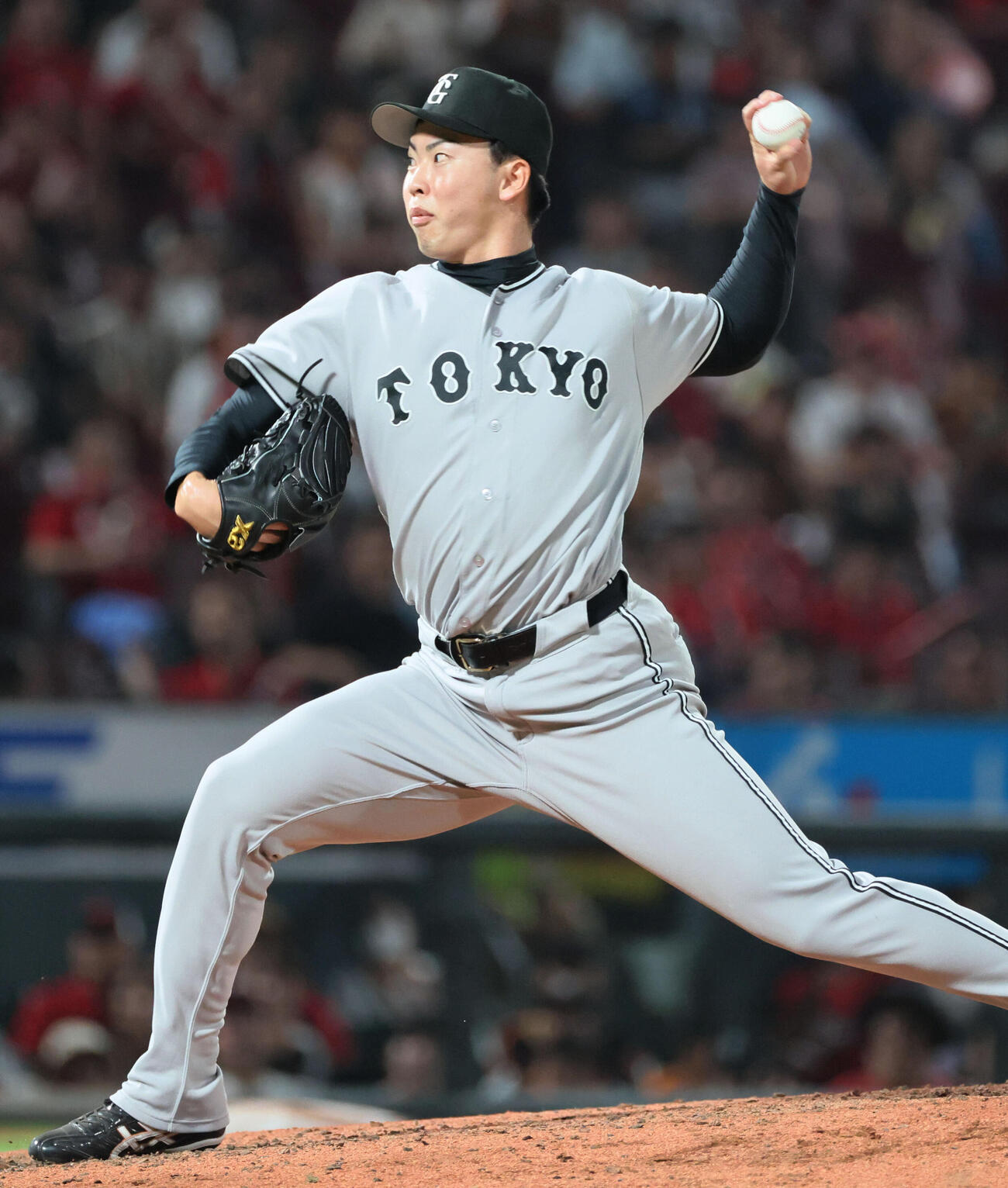 広島対巨人　10回裏広島、巨人6番手の森田駿哉（撮影・加藤孝規）