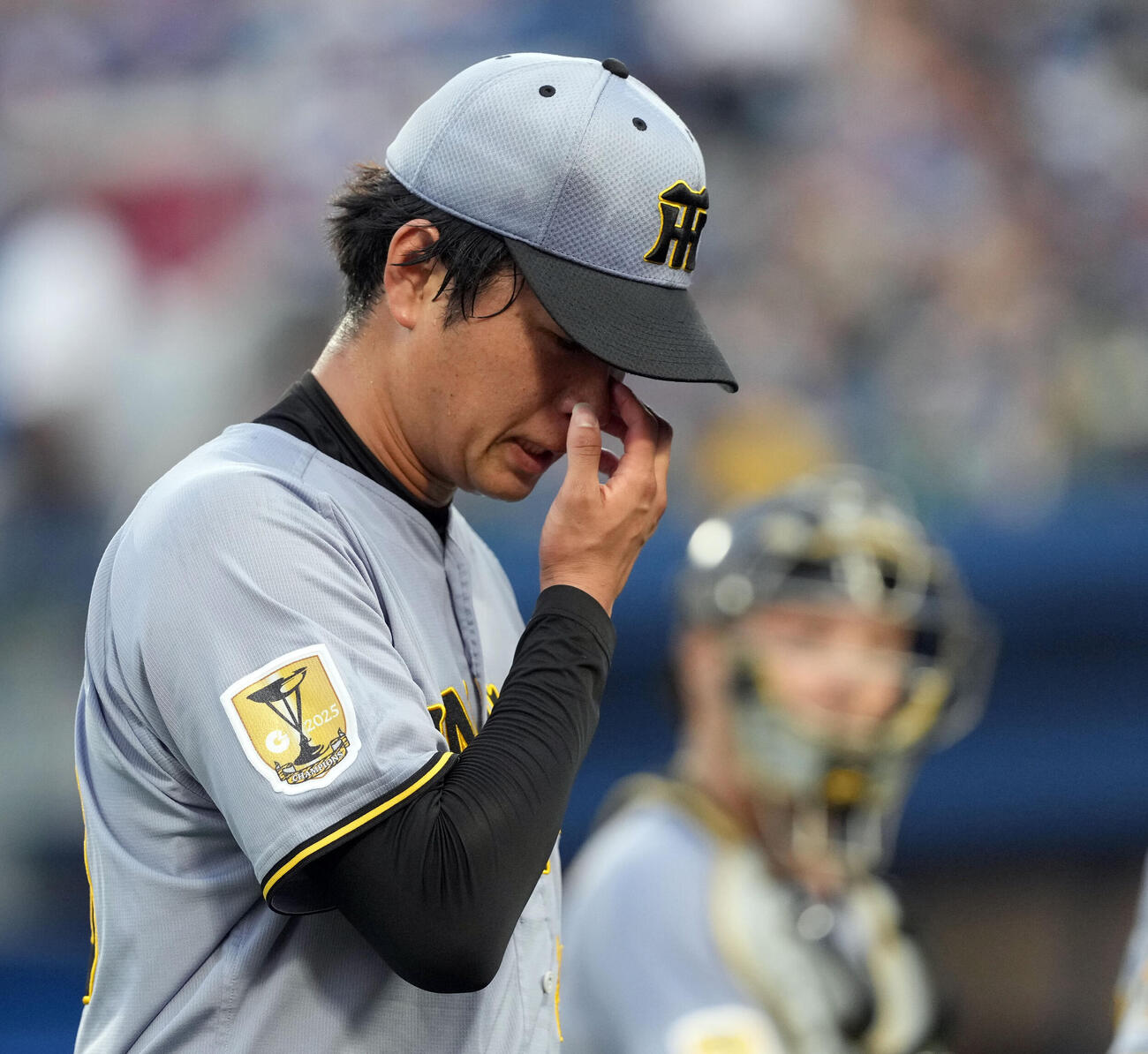 DeNA対阪神　2回裏4失点を喫した阪神の先発高橋遥人（撮影・たえ見朱実）