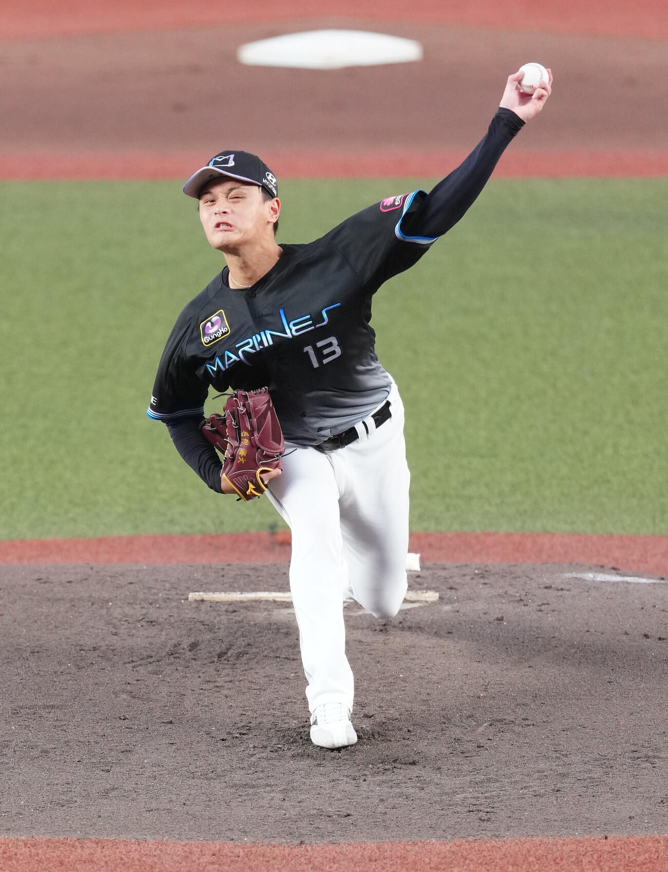 ロッテ対西武　先発し力投するロッテ毛利海大（撮影・鈴木みどり）