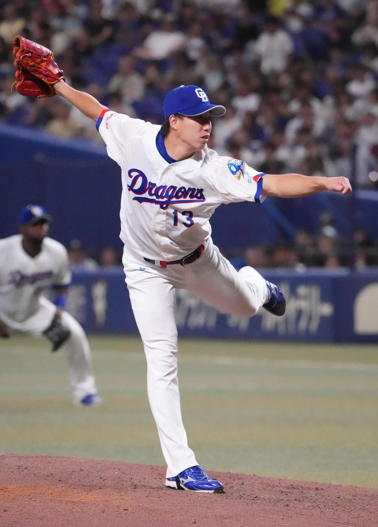 中日対ヤクルト　7回表、中日2番手で登板する橋本侑樹（撮影・森本幸一）