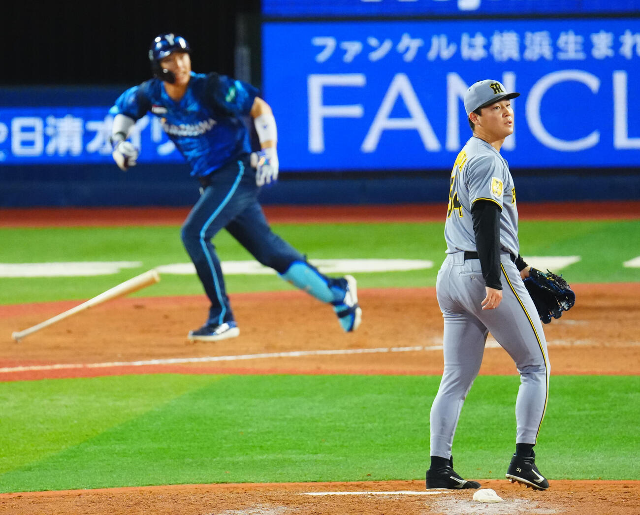 DeNA対阪神　7回裏DeNA1死満塁、度会隆輝に適時打を許す木下里都（撮影・垰建太）