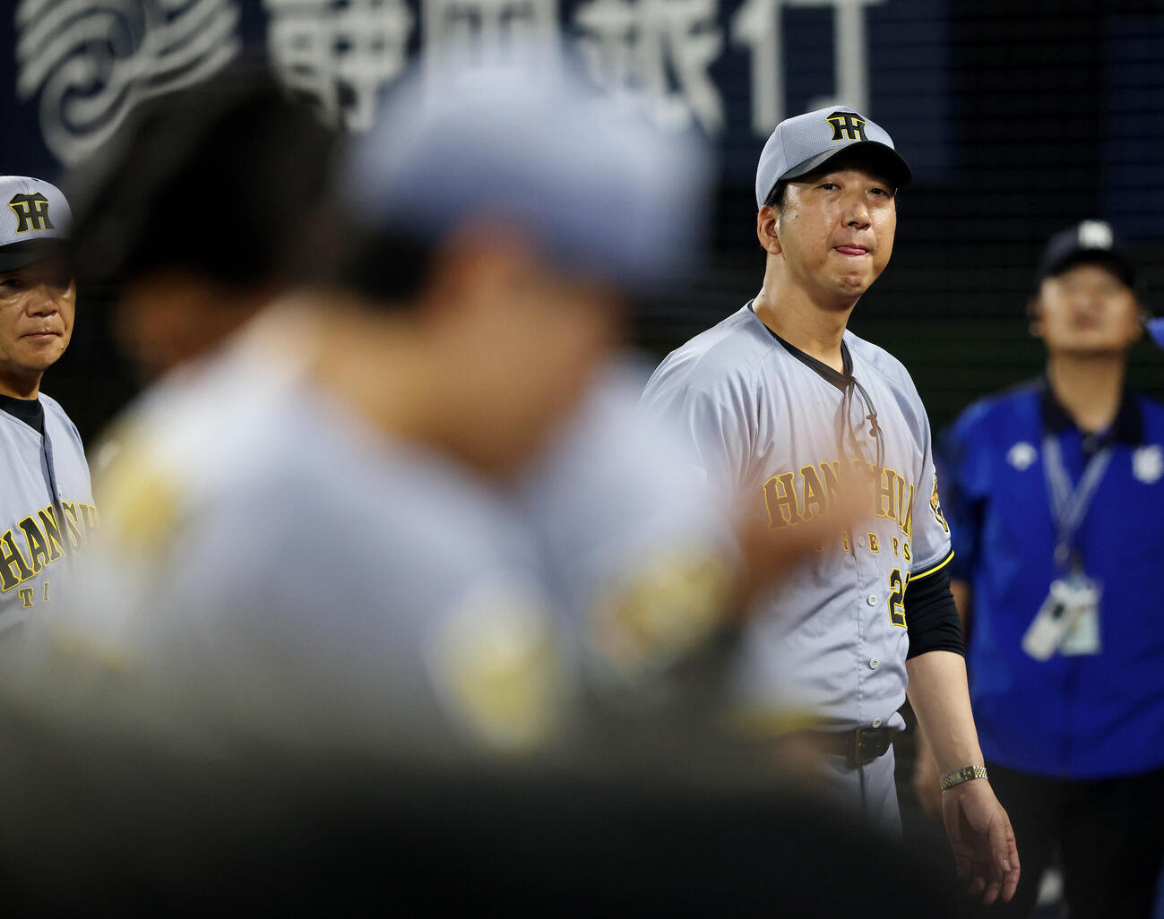 DeNA対阪神　DeNAに勝利し引き揚げる阪神藤川球児監督（撮影・河田真司）