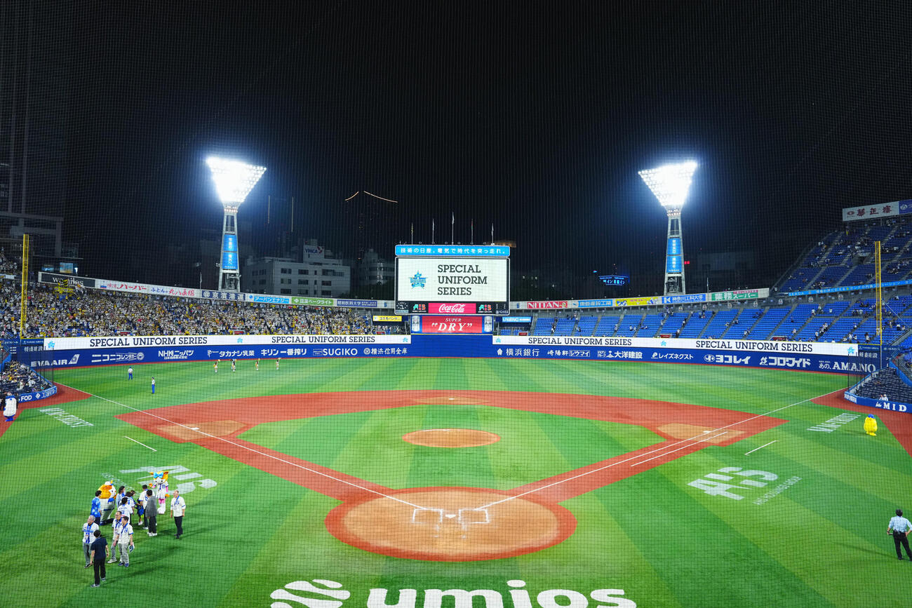 横浜スタジアム（2026年6月撮影）