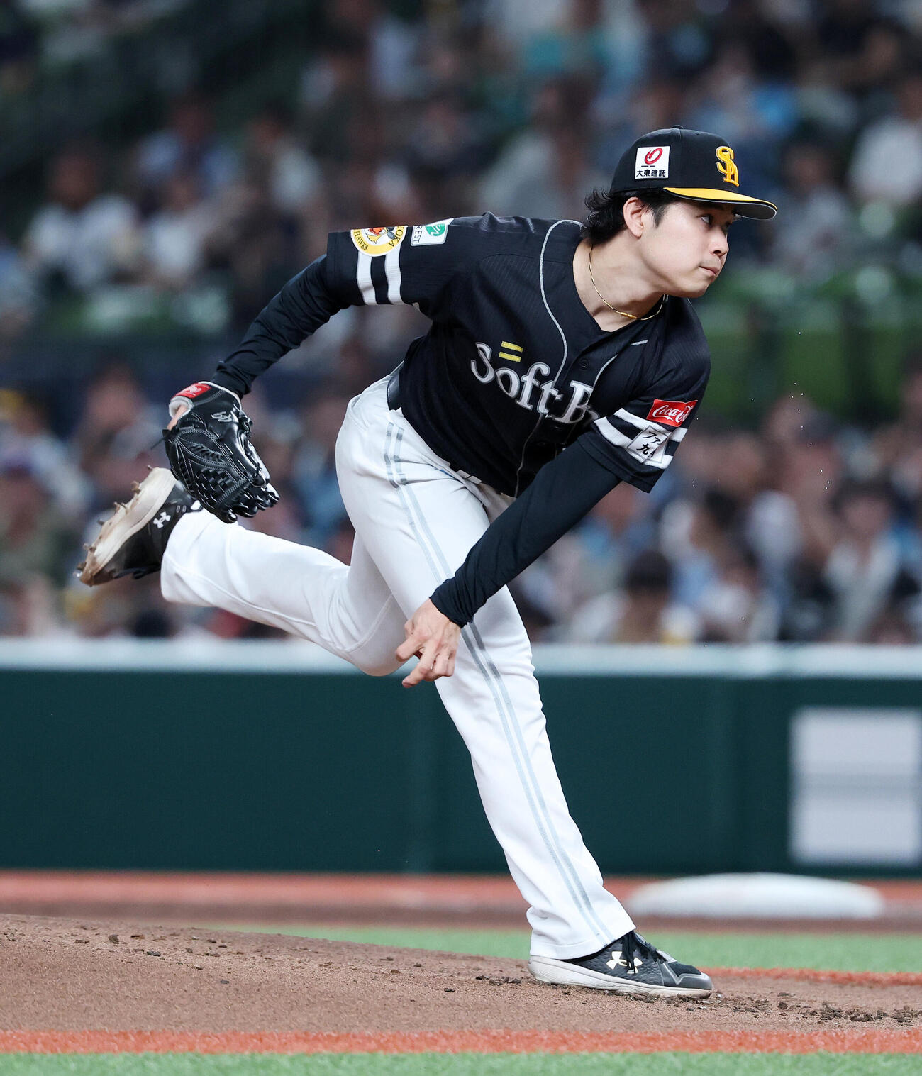 西武対ソフトバンク　ソフトバンク先発の松本晴（撮影・鈴木正人）