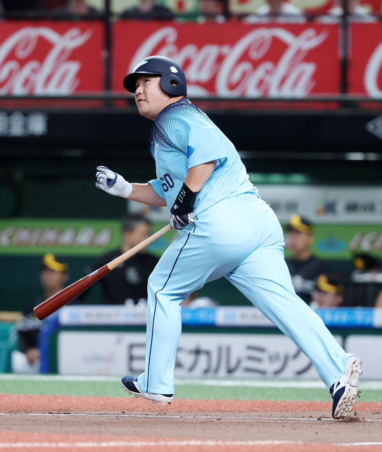西武対ソフトバンク　1回裏西武2死一塁、中村剛也は遊飛（撮影・鈴木正人）