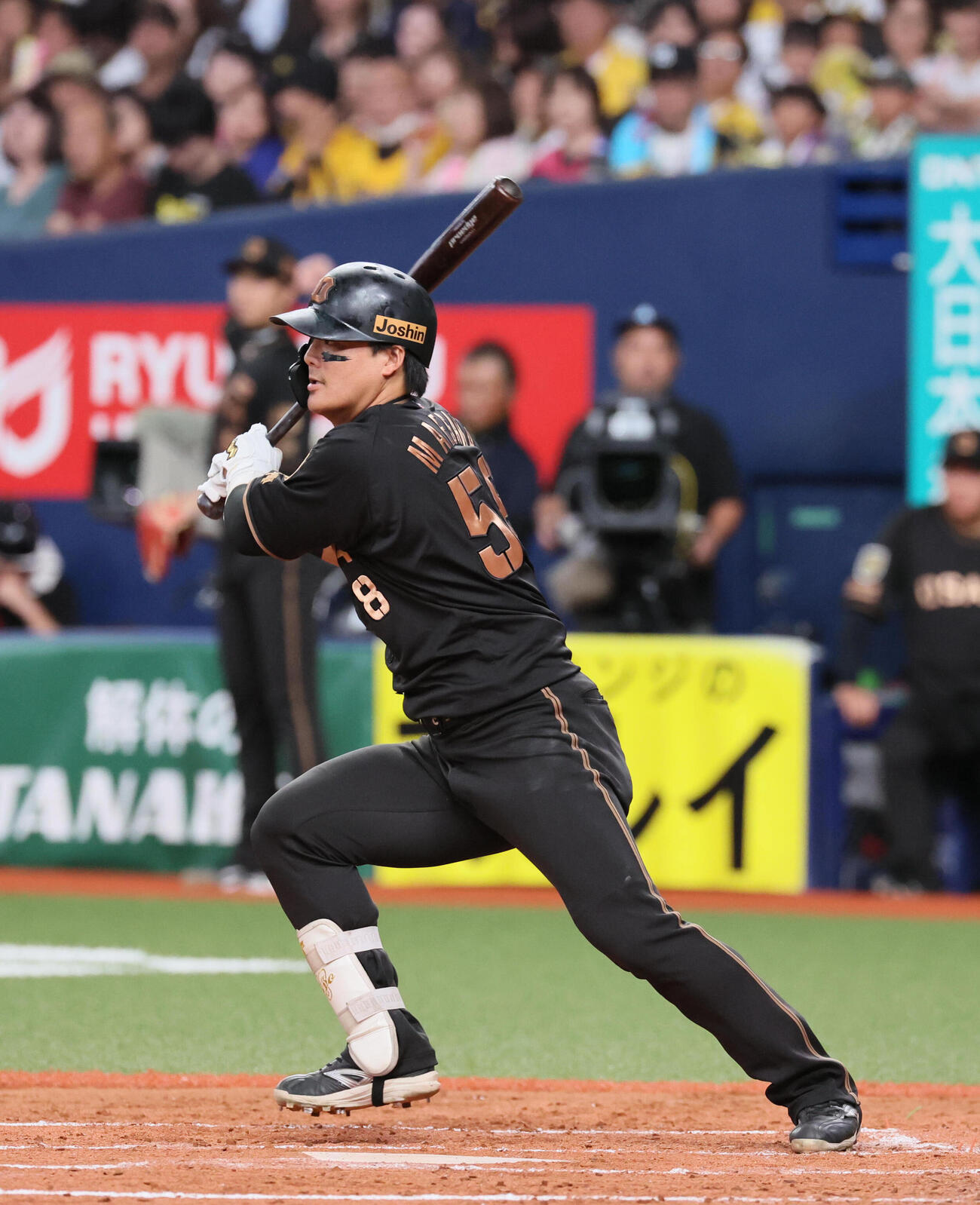 阪神対中日　4回裏阪神2死、前川右京は安打を放つ（撮影・宮崎幸一）