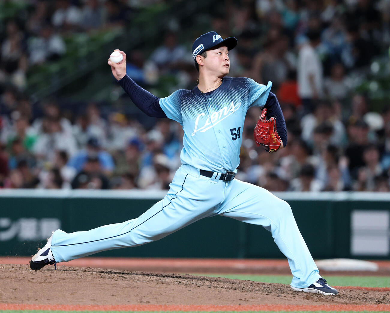 西武対ソフトバンク　力投する西武4番手の黒木優太（撮影・鈴木正人）