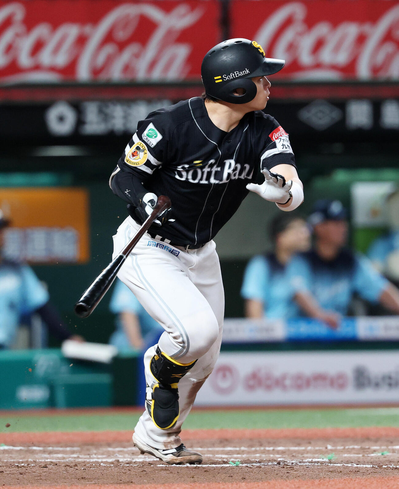西武対ソフトバンク　7回表ソフトバンク1死二塁、谷川原健太は適時二塁打を放つ（撮影・鈴木正人）