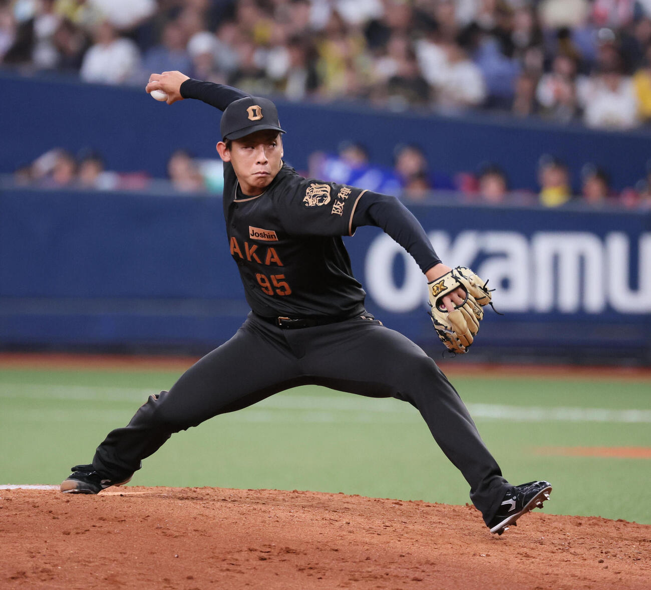 阪神対中日　阪神2番手の神宮僚介（撮影・宮崎幸一）