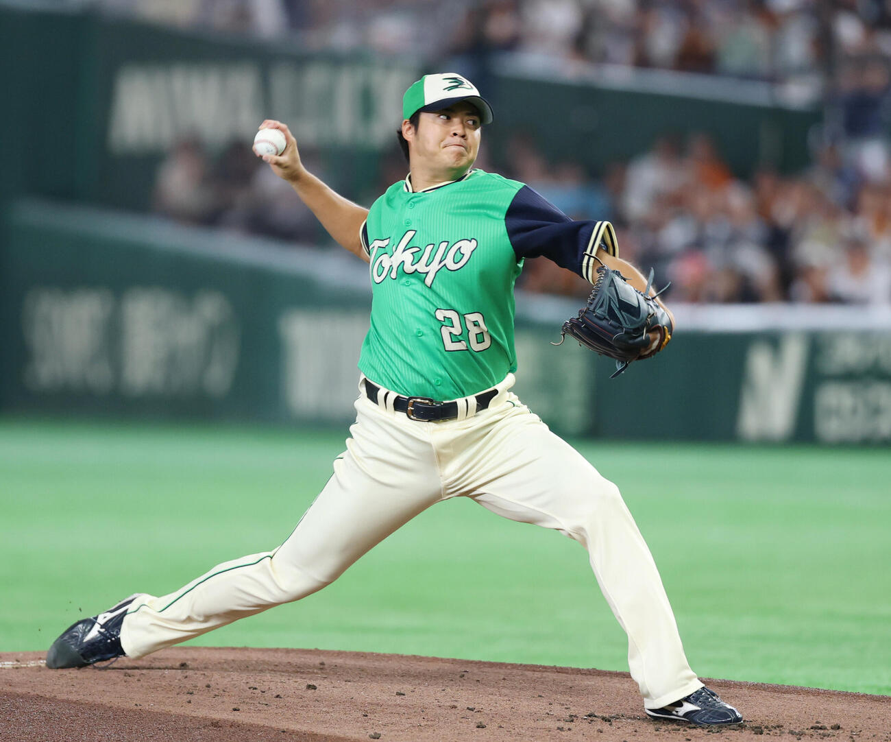 巨人対ヤクルト　先発し力投するヤクルト松本健吾（撮影・増田悦実）