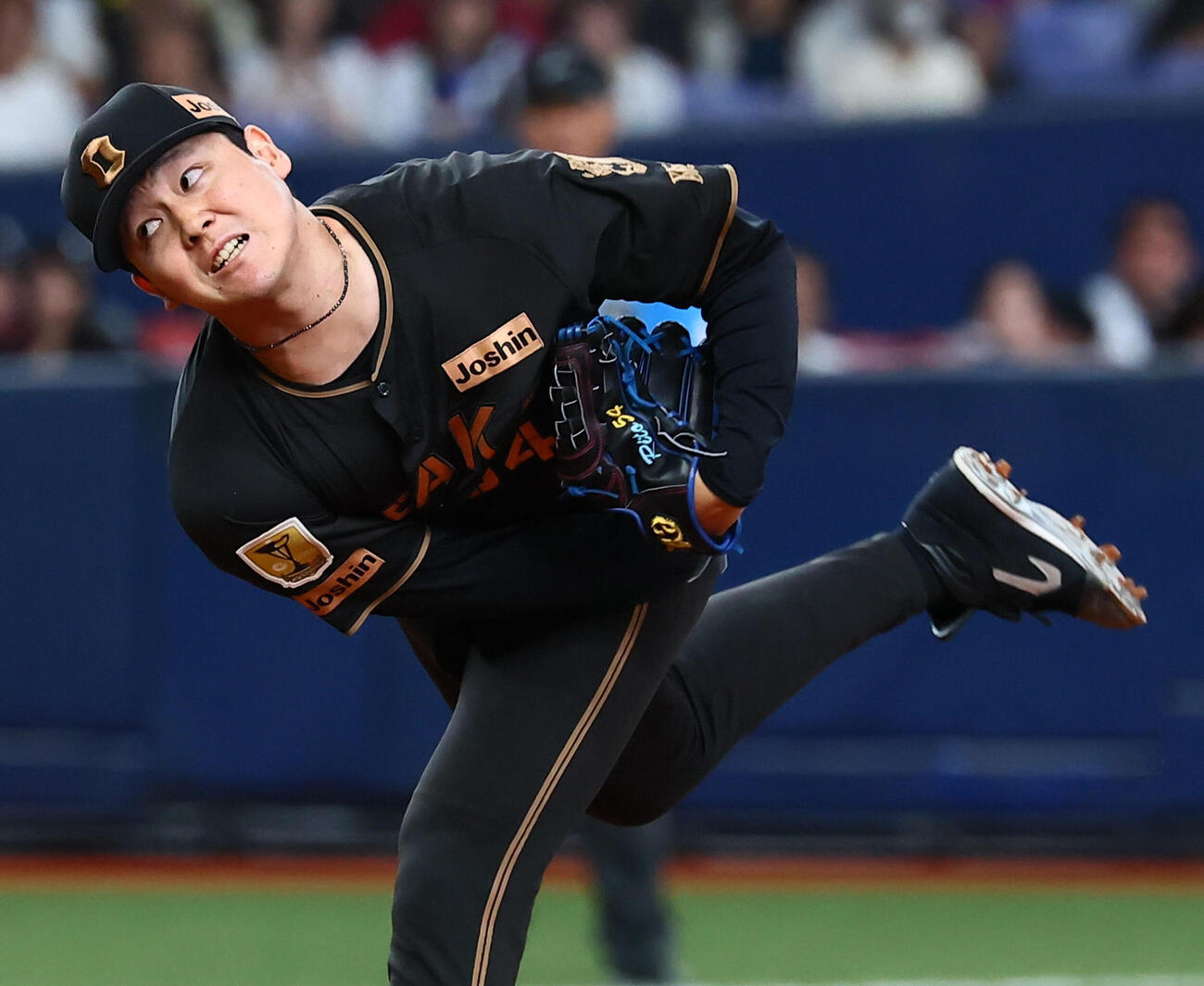 阪神対中日　6回表、阪神2番手で登板する木下里都（撮影・加藤哉）