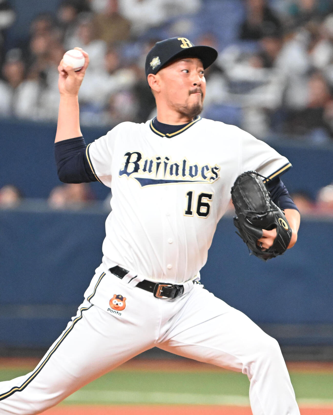 ソフトバンク戦で力投するオリックス平野佳寿（2025年4月撮影）