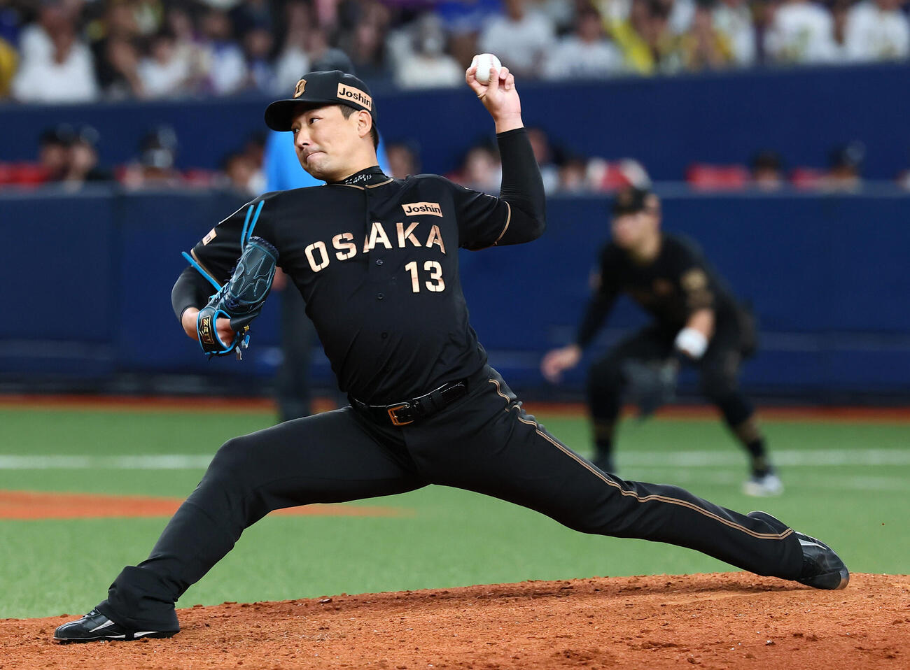 阪神対中日　9回から登板し最後を締めた阪神岩崎優（撮影・加藤哉）