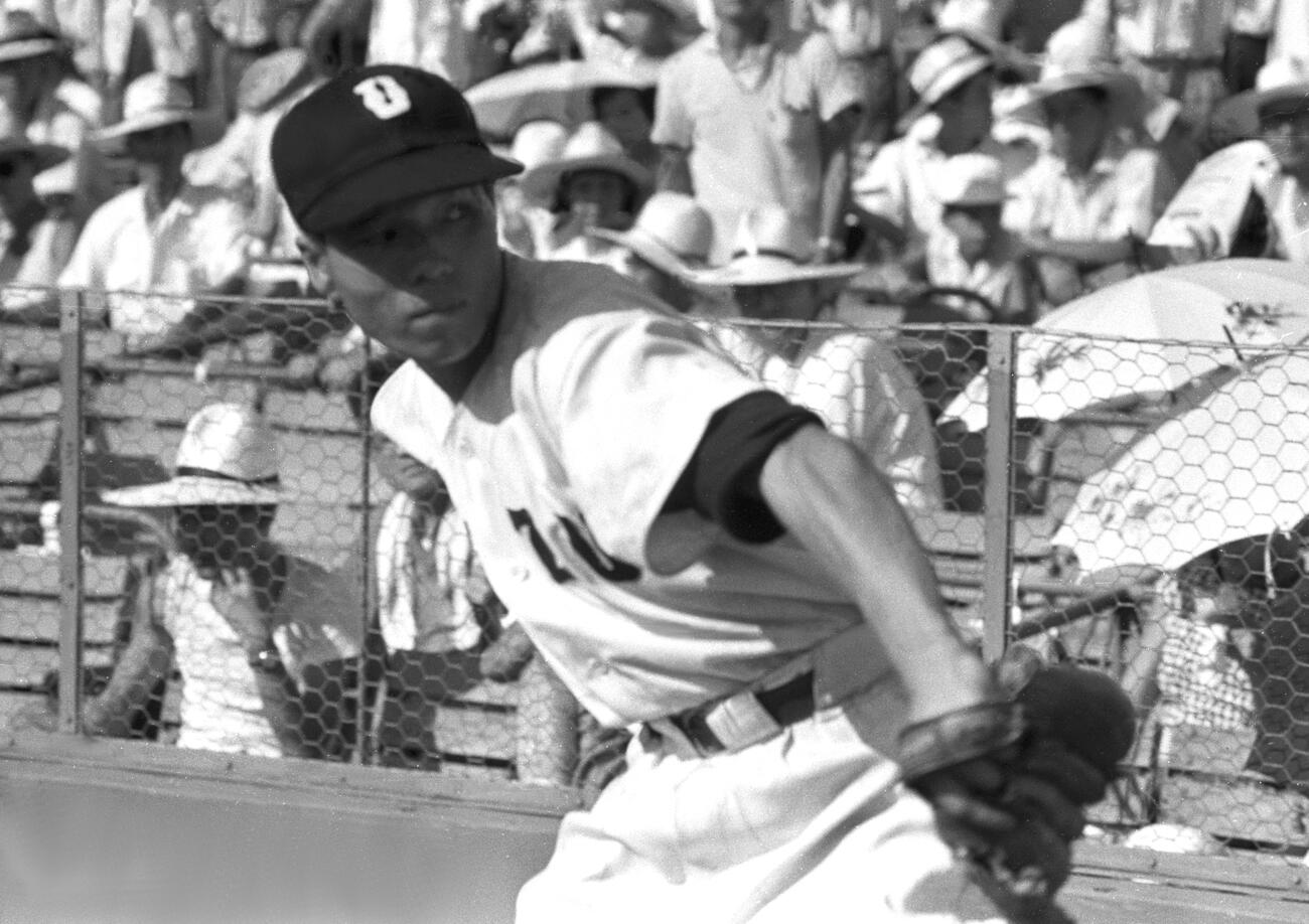 1958年8月　村椿輝雄（魚津3年）。準々決勝で板東英二の徳島商と対戦、延長18回0対0で再試合