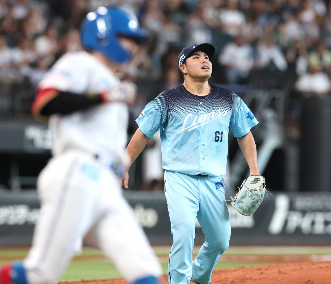 日本ハム対西武　6回裏、五十幡亮汰に安打を許す平良海馬（撮影・黒川智章）