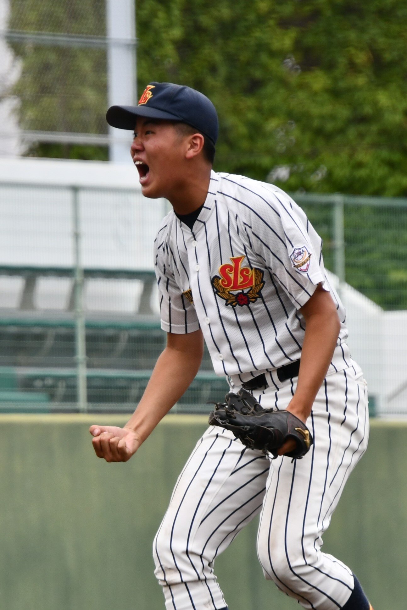 静岡裾野シニアの2番手・梶暖登は気迫あふれる投球で味方の反撃を待った