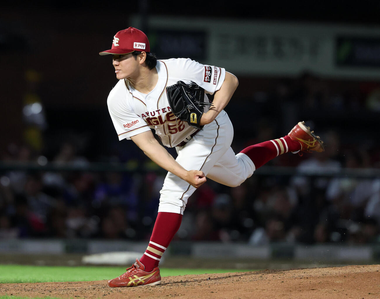 楽天対オリックス　力投する楽天3番手の津留﨑大成（撮影・鈴木正人）