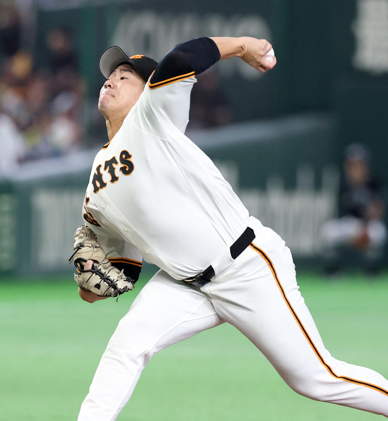 巨人対阪神　巨人先発の井上温大（撮影・浅見桂子）