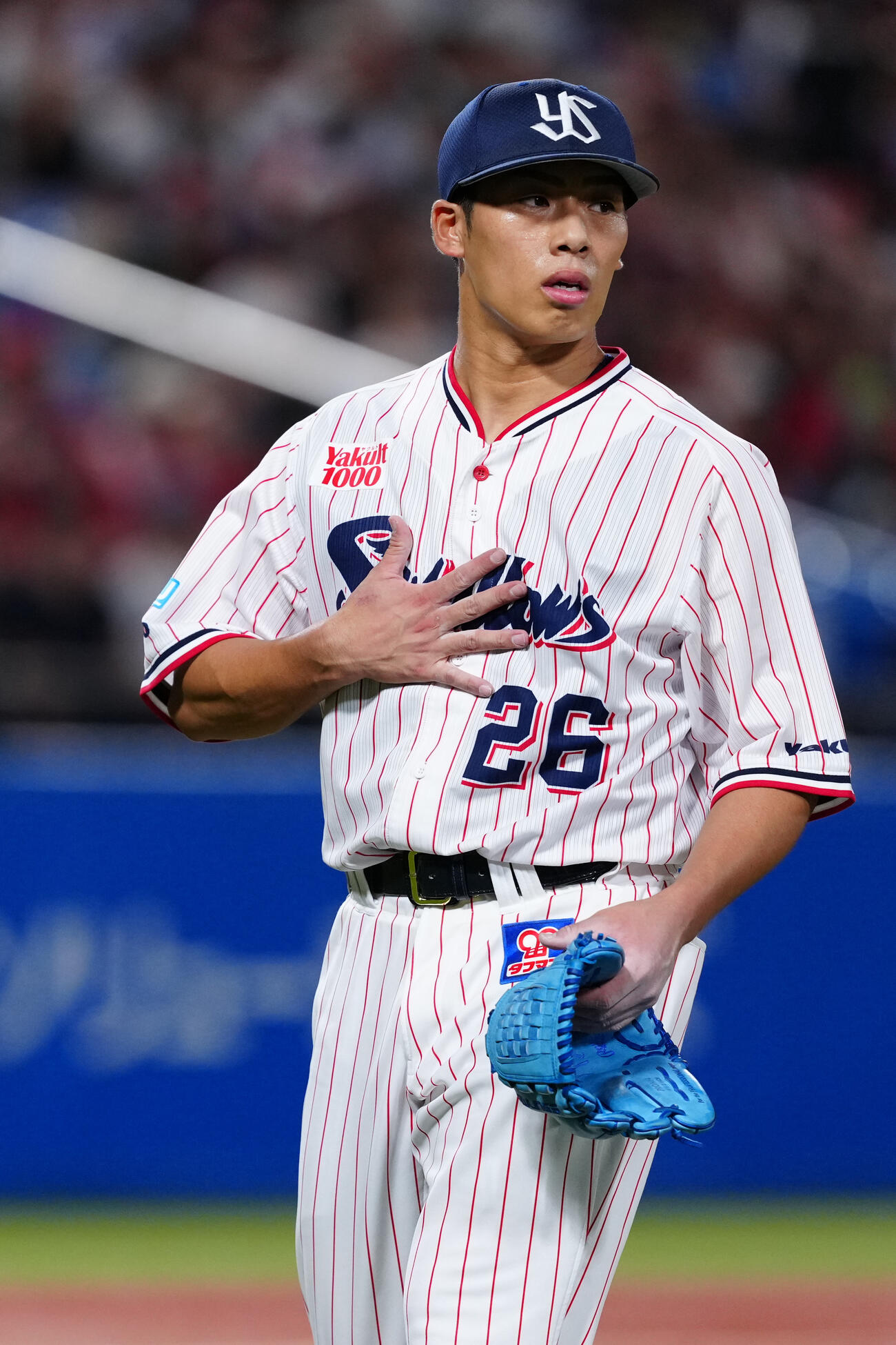 ヤクルト対広島　6回表終了後、ベンチに引き揚げるヤクルト先発の山野太一（撮影・江口和貴）