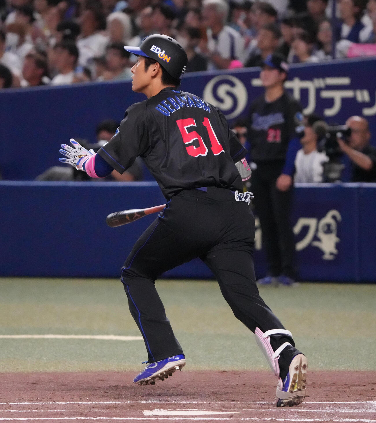 中日対DeNA 1回裏中日2死、本塁打を放つ上林誠知（撮影・森本幸一）