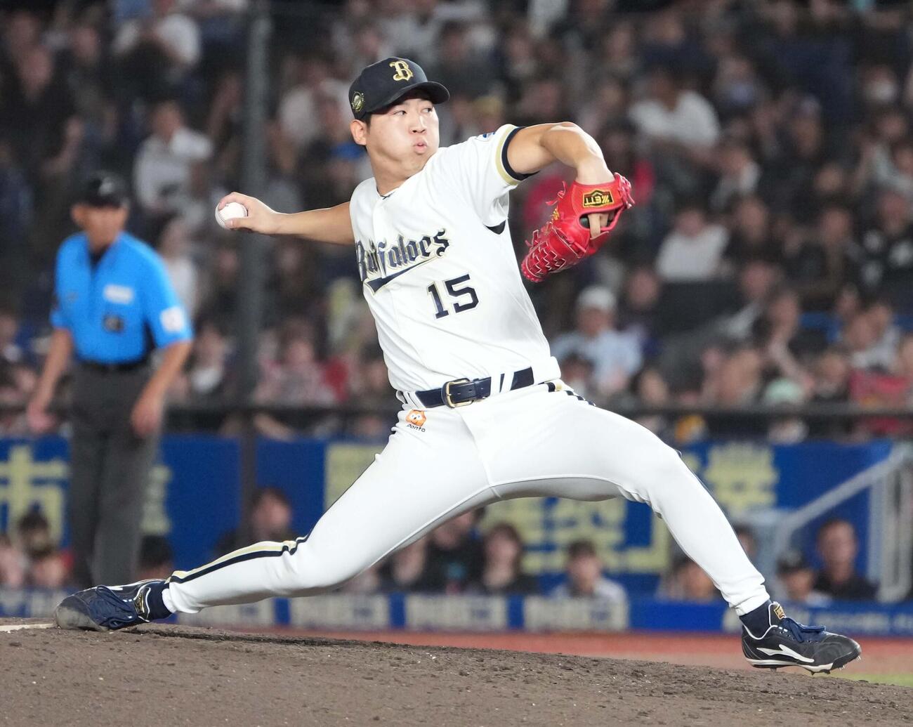 2026年8月7日ロッテ戦、3番手で登板したオリックス椋木蓮