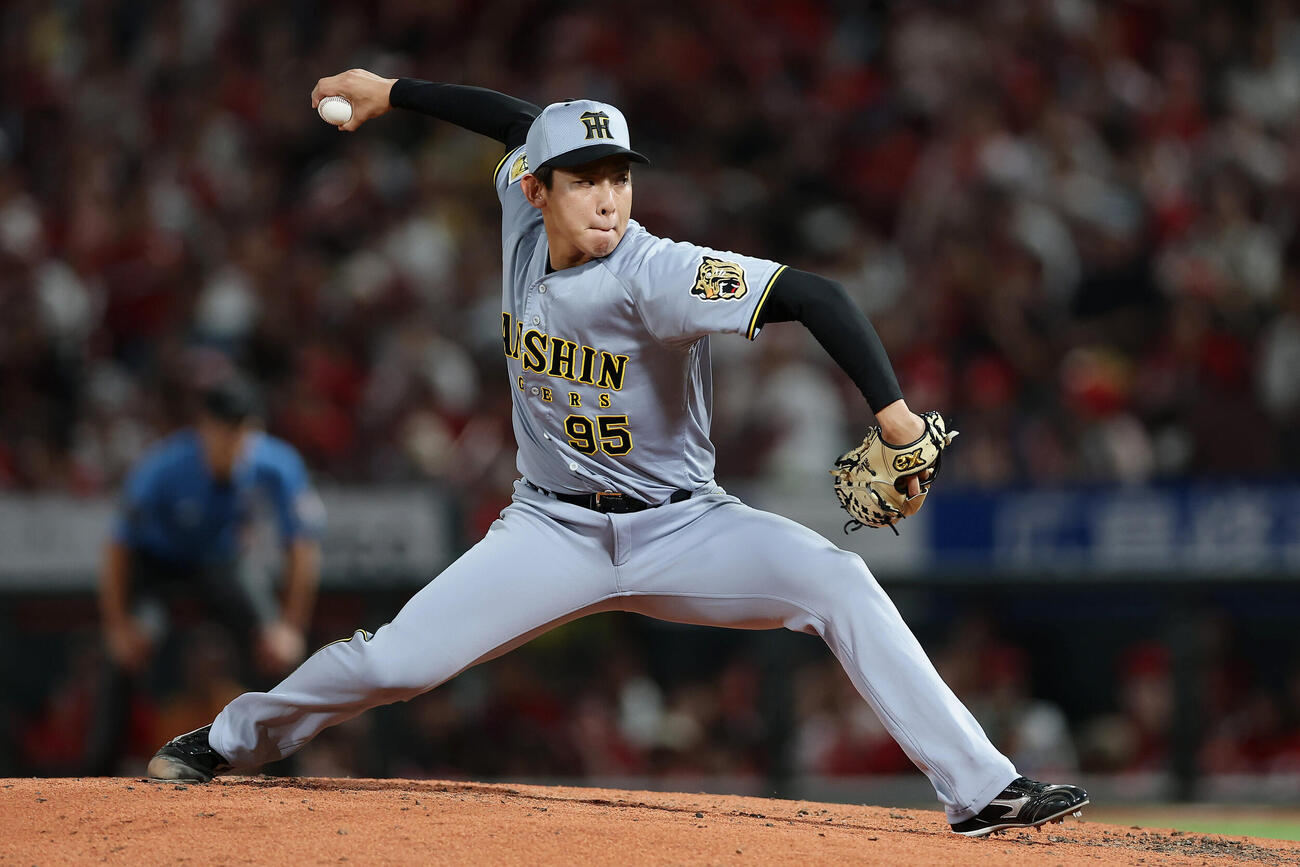 広島対阪神　阪神3番手の神宮僚介（撮影・前田充）