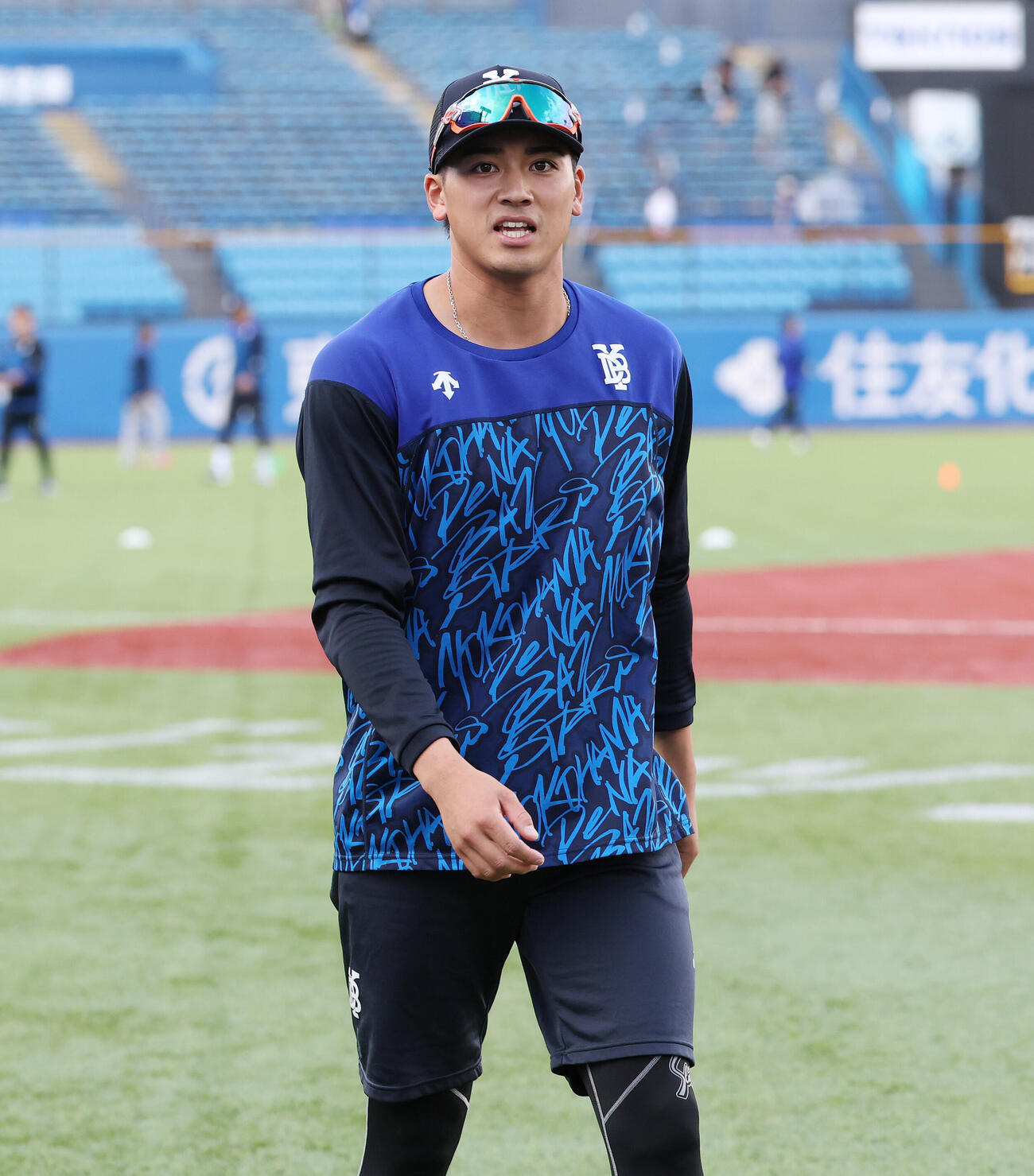 ヤクルト対DeNA　試合前練習に臨むDeNA森敬斗（撮影・宮地輝）