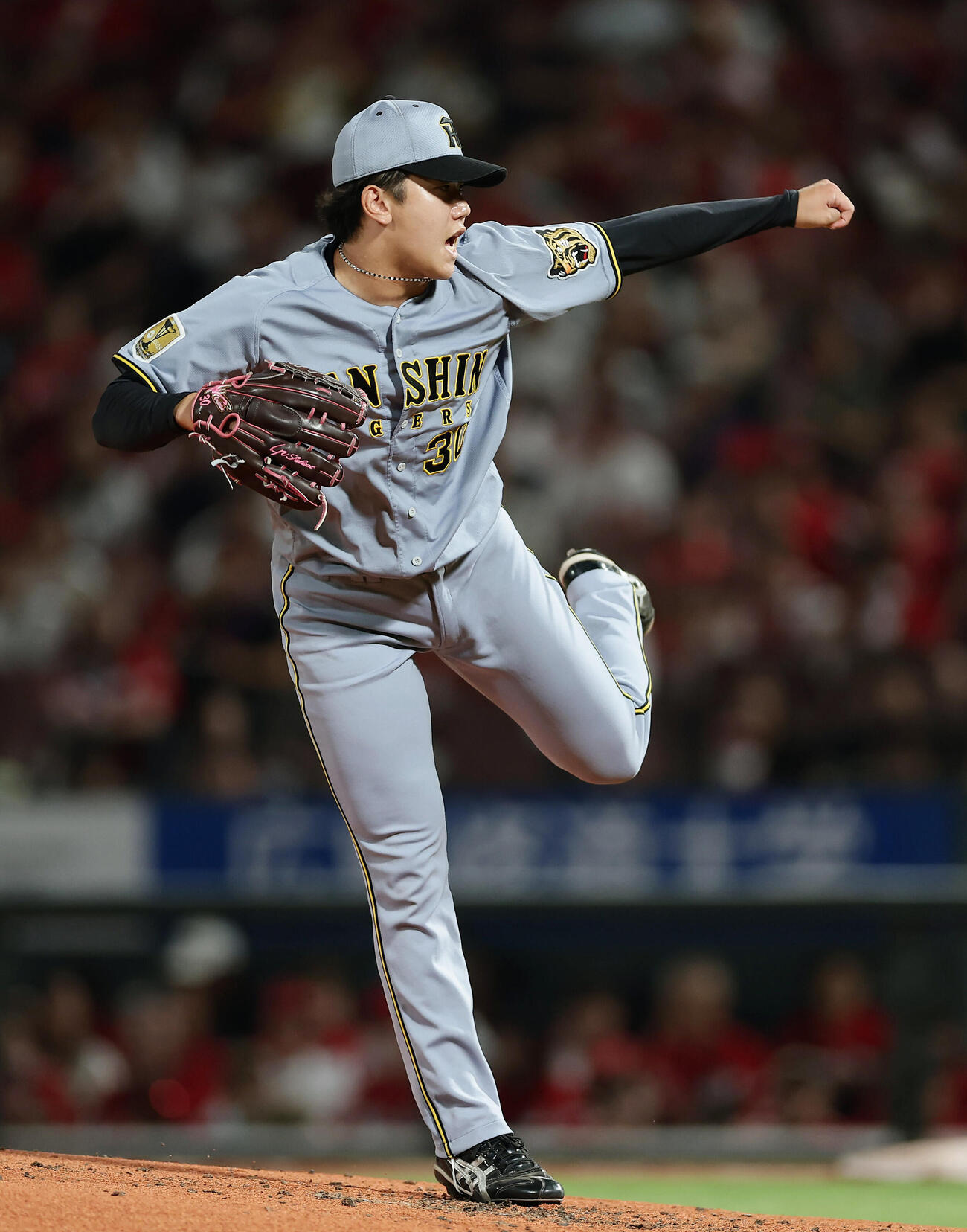 広島対阪神　阪神2番手の門別啓人（撮影・前田充）