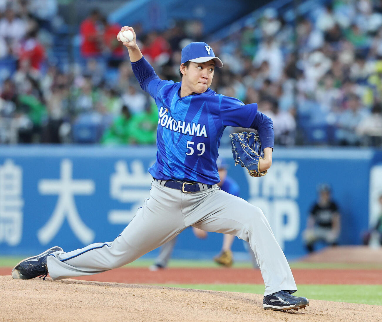 ヤクルト対DeNA DeNA先発の平良拳太郎（撮影・宮地輝）