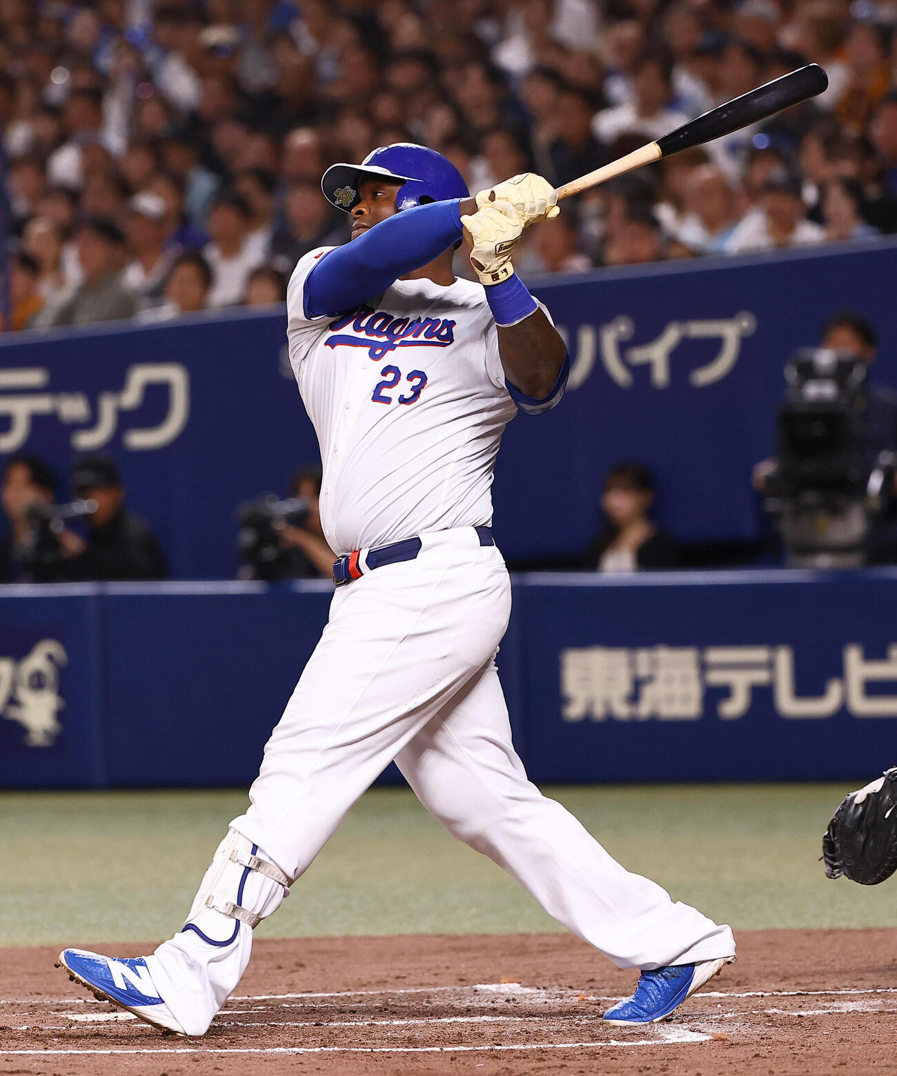 中日対巨人　1回裏中日2死一塁、ミゲル・サノーは先制2点本塁打を放つ（撮影・上田博志）