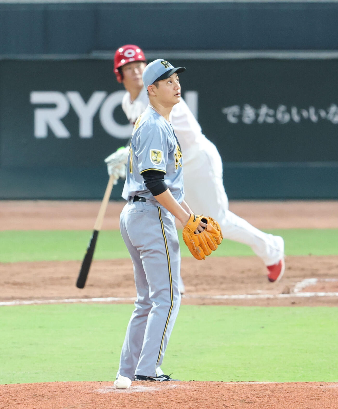 広島対阪神　3回裏広島2死三塁、坂倉将吾に勝ち越しとなる左前適時打を浴びた大竹耕太郎（撮影・梅根麻紀）