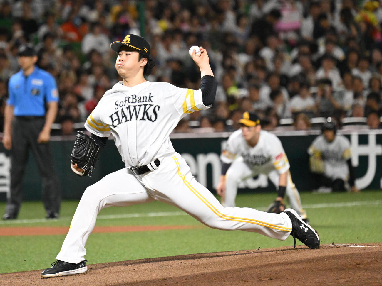 ソフトバンク対楽天　ソフトバンク先発の松本晴（撮影・林敢治）