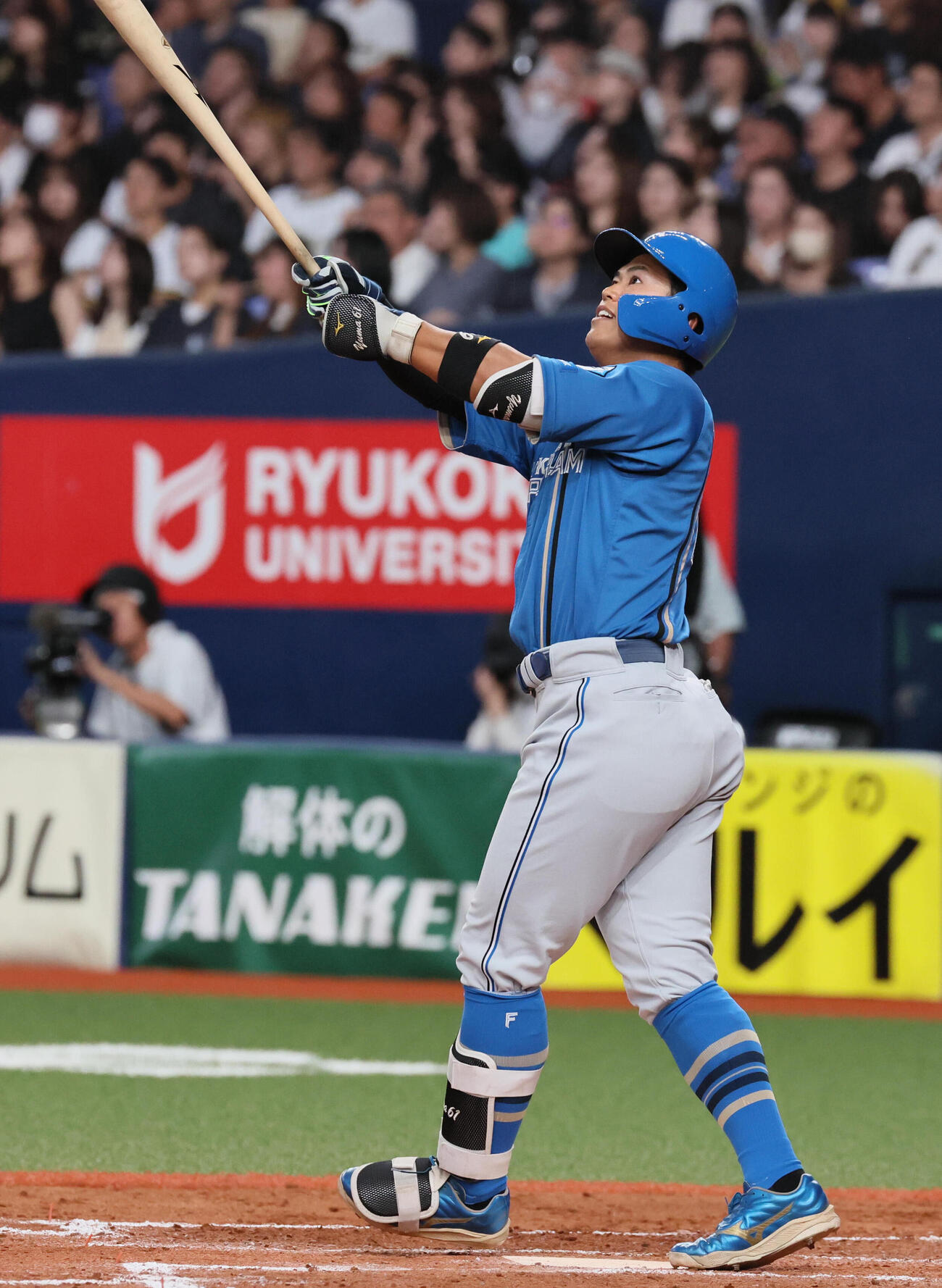 オリックス対日本ハム　8回表日本ハム無死一塁、代打今川優馬は2点本塁打を放つ（撮影・宮崎幸一）