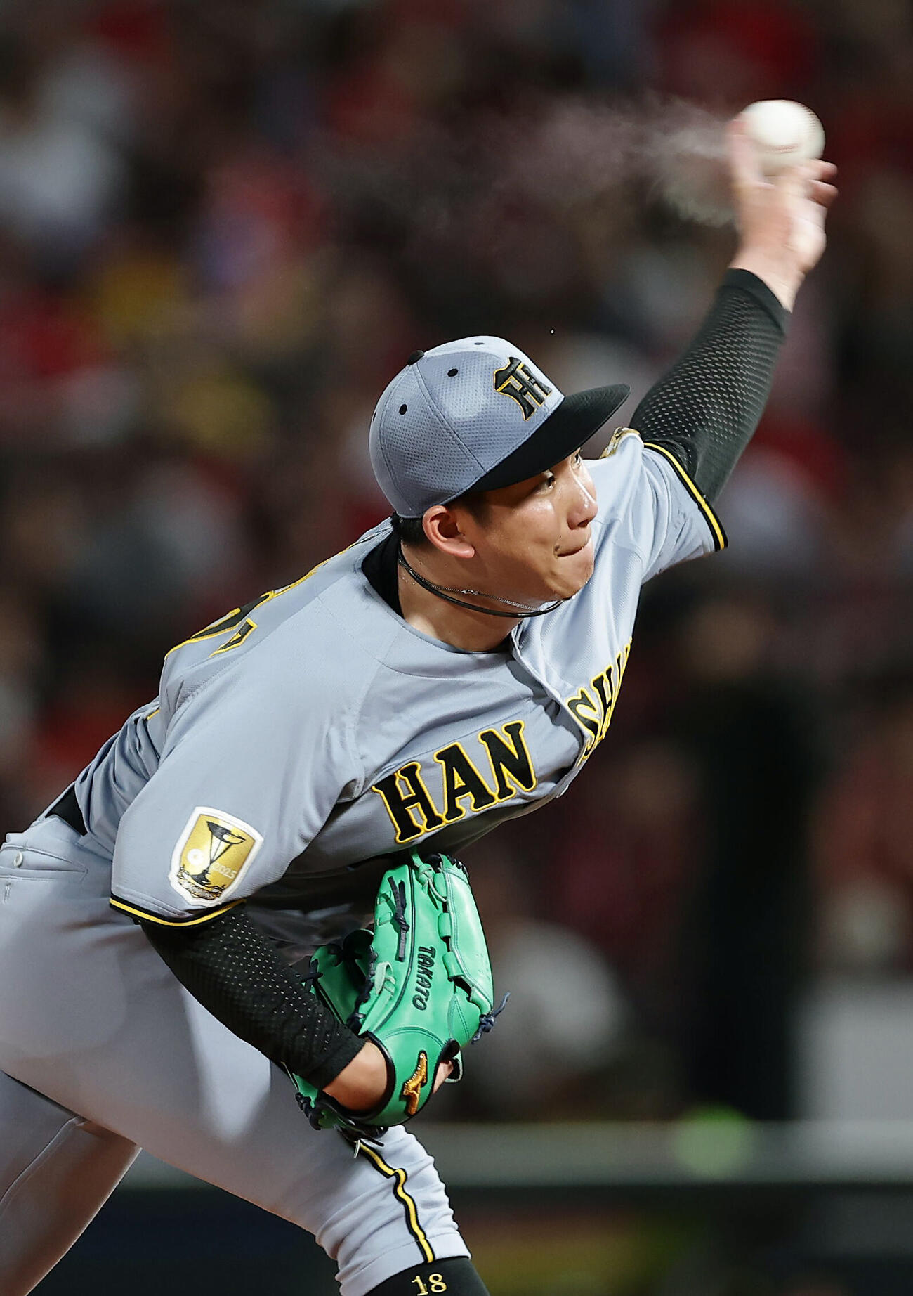 広島対阪神　力投する阪神先発の伊原陵人（撮影・前田充）