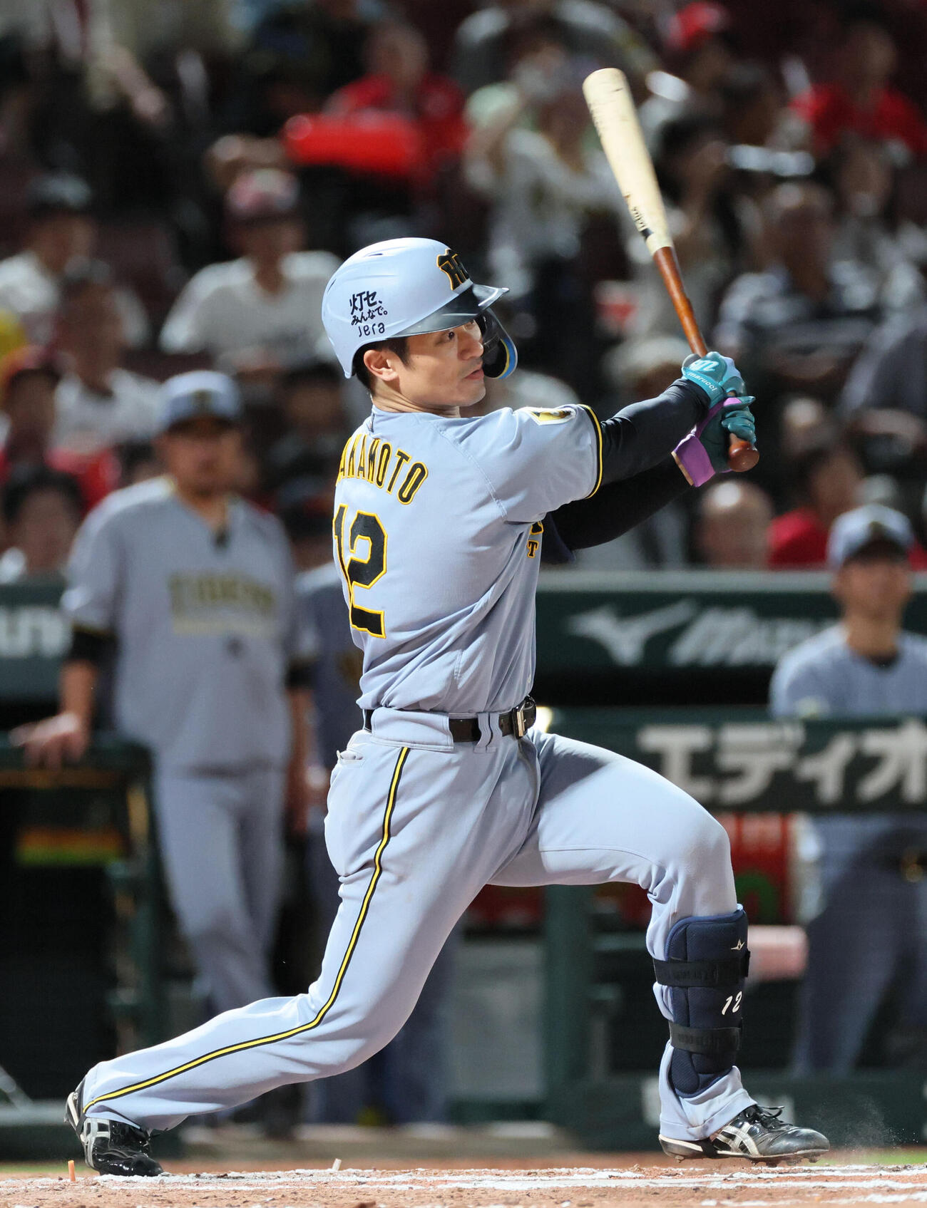 広島対阪神　7回表阪神無死一、三塁、坂本誠志郎は中前適時打を放つ（撮影・加藤孝規）