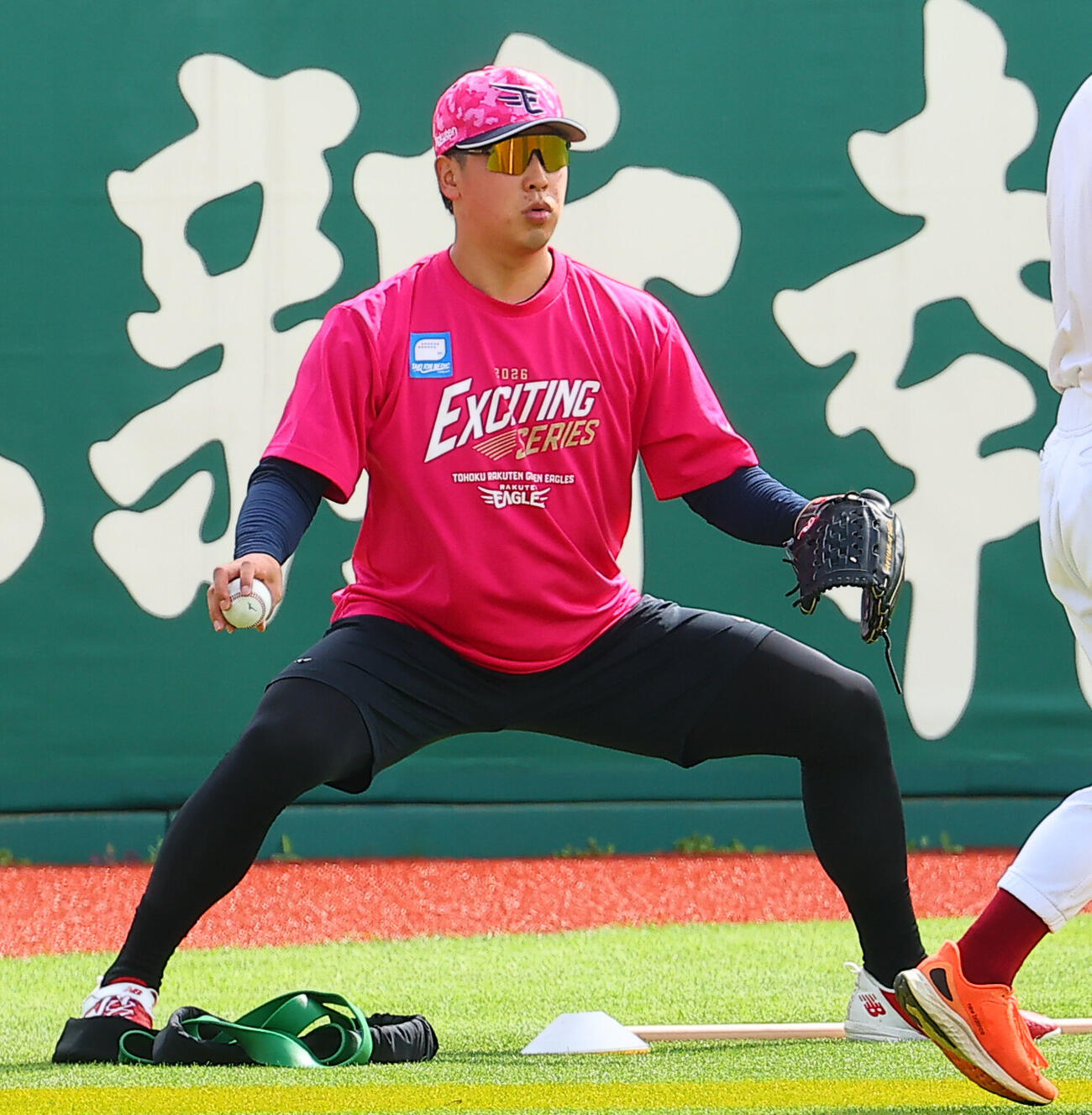 楽天対ロッテ　練習を行う楽天藤平尚真（撮影・野上伸悟）